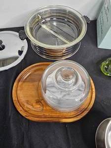 lot 267 image: Party Lite Angel Of Hope  Cheese Plate Teakwood  Indiana Green Glass  Leonard Silver Stainless Steel 188 Gravy Sauce Boat