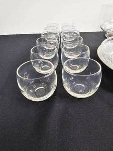 lot 138 image: 1960s Vintage Punch Bowl  w 12 Glasses  Vintage Veggie Tray Lazy Susan