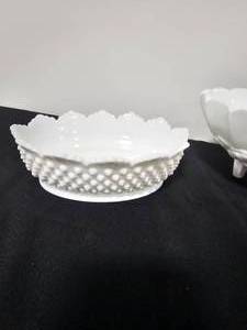 lot 195 image: Variety of Fenton Milk Glass Lot - Fruit Bowl, Scalloped Edge Large Oval Bowl, Hobnail Vase