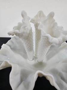lot 197 image: Fenton Diamond Lace Epergne Milk Glass