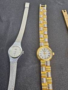 lot 153 image: Lot of 8 Womens Watches all untested