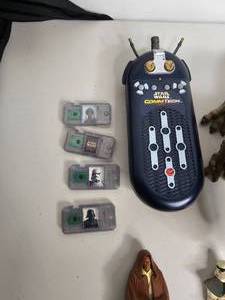 lot 232 image: Lot of 90s Star Wars Figurines