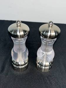 lot 119 image: Set of Salt & Pepper Shakers w Sterling Silver Tone Tops