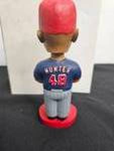 lot 28 image: Torii Hunter Minnesota Twins 2004 Season Ticket Holder (ST) Bobblehead