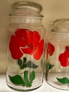 lot 118 image: Vintage Three Piece Jar Set