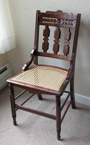lot 66 image: Beautiful Carved Wood Side Chair
