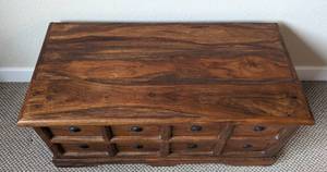 lot 69 image: Petite Wood Storage Chest