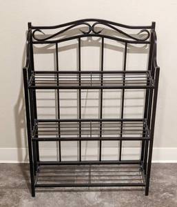 lot 135 image: Decorative Metal Shelf