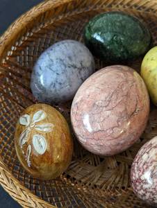 lot 151 image: Basket of Marble Eggs