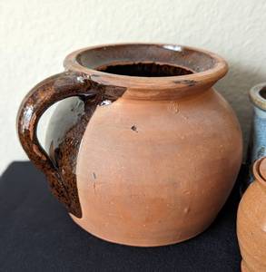 lot 154 image: Large Variety of Vintage Stoneware Vases and Jugs