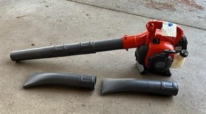 lot 20 image: Husqvarna 125B 28cc 2-Cycle 170MPH Gas Leaf Blower ($189 MSRP)