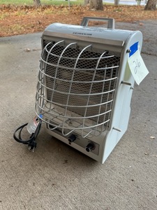 lot 26 image: Fahrenheat EH-4603 Electric Heater in working condition