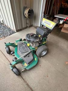 lot 4 image: Better Outdoor Quick 44 (502cc) (Intek 14.5 gross HP) Walk Behind Mower