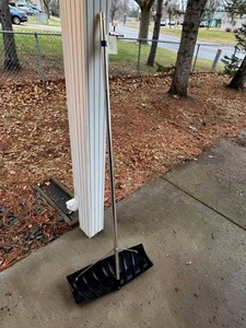 lot 55 image: Suncast Snow Removal Shovel  Roof Rake 23 Wide