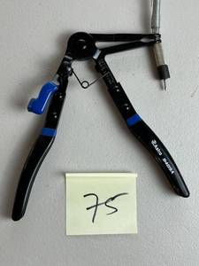 lot 75 image: Astro Pneumatic Flexible Hose Clamp Pliers