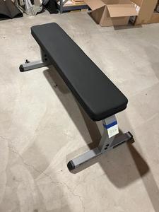 lot 312 image: Body Solid Rolling Flat Weight Bench (Excellent Condition) - $200 MSRP