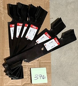 lot 376 image: Lot of 6 Oregon 15.25 Lawnmower Blades (New)