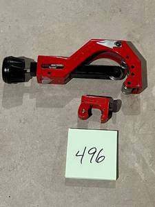 lot 496 image: Craftsman Pipe Cutter