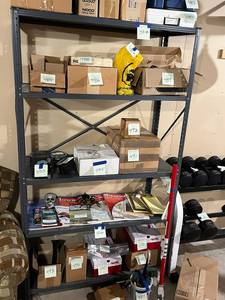 lot 507 image: Metal Shelving Unit (72 x 24 x 17.5) - Shelving Unit Only
