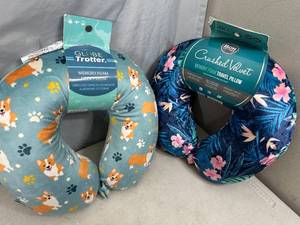 lot 36 image: 2 Memory Foam Travel Neck Pillows