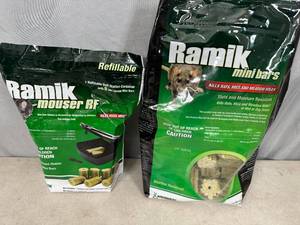 lot 113 image: New Ramik Mouse Bait Station and 4 lb Bag of Refills