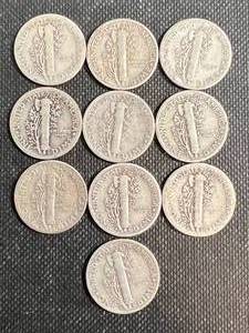 GROUP OF 10 US MERCURY DIMES