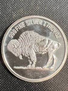 1 TROY OZ .999 FINE SILVER GOLDEN STATE MINT ROUND