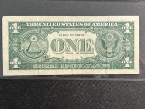 1957 US BLUE SEAL $1 SILVER CERTIFICATE
