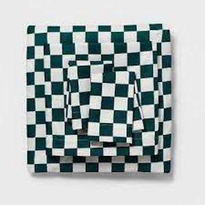 lot 9 image: Printed Microfiber Sheet Set - Room Essentials - TwinTwin XL - Green