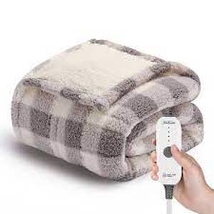 lot 40 image: Sunbeam Heated Throw Nordic Printed Sherpa