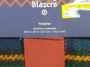lot 6A image: Rowing Blazers Throw Blanket