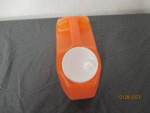 3L Refillable Jug with Closable Spout