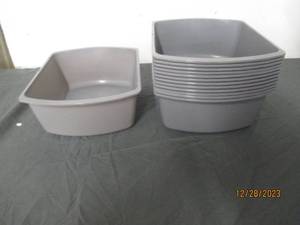 Gray Tubs