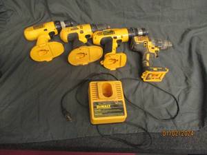 3 DeWalt Drills and Battery Charger
