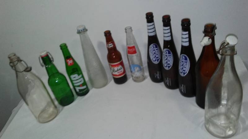 lot 238 image: Vintage, Mid Century and Antique Variety