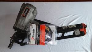 lot 161 image: Paslode Power Master Plus Nail Gun