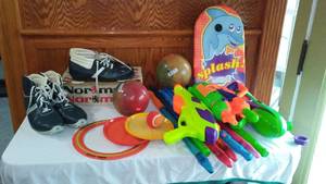 lot 8 image: Tote full of Kids Toys.