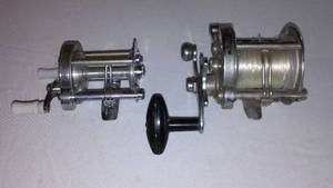 lot 11 image: Vintage Pflueger Reels (2).