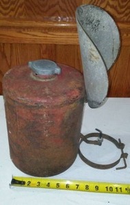 lot 42 image: Vintage Fuel Can.