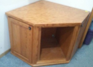lot 359 image: Oak Corner Cabinet.