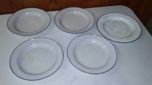 lot 377 image: Enamel Wave Camping Plates.