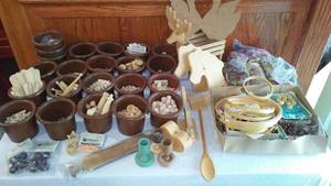 lot 476 image: Arts and Crafts. Big Lot