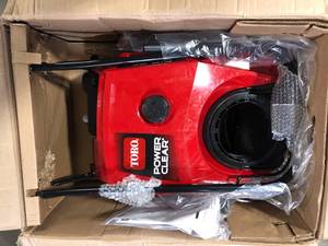 Toro Power Clear 518 ZE 18 in. Self-Propelled Single-Stage Gas Snow Blower  Customer Returns See Pictures
