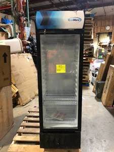 Koolmore 22 in. Glass Door Merchandiser Refrigerator in Black - 9 Cu Ft. Customer Returns See Pictures