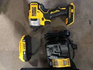 DEWALT ATOMIC 20V Max Lithium-Ion Brushless Cordless Compact 14 in. Impact Driver Kit with 2.0Ah Battery, Charger and Bagb  Customer Returns See Pictures