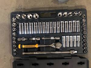 GEARWRENCH 12 in. Drive 90-Tooth 6-Point Standard and Deep SAEMetric Mechanics Tool Set (53-Piece)   Customer Returns See Pictures