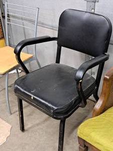 lot 157 image: Padded Metal Office Arm Chair