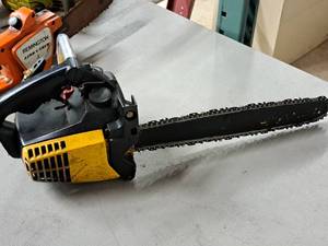 lot 36 image: McCullough MAC 160S 16 Gas Chainsaw