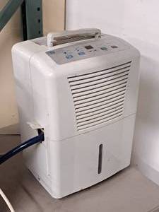 lot 85 image: G.E. 30-Pint Dehumidifier ADEL30LRQ2