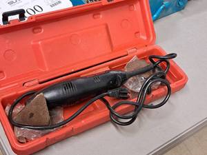 lot 97 image: Sears Detail Sander 315.116 with Case